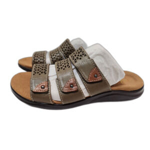 Clarks Kitly Walk Sandals Women’s 7W Olive Leather Comfort